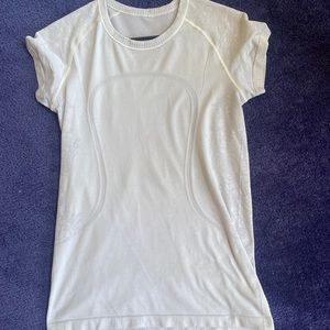 lululemon size 8 swiftly